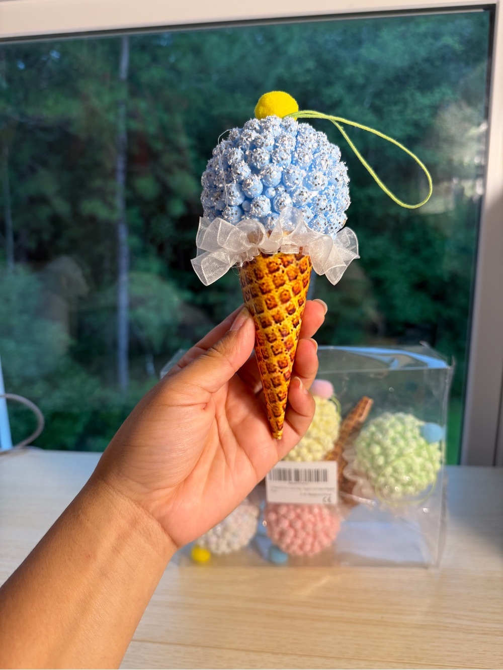 Set of 6- Multicolor Ice cream cone Party Decoration